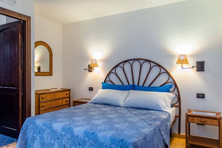 Ganze Wohnung, Ferienwohnung für 5 Personen mit Balkon/Terrasse in Lampedusa Stadt, Lampedusa e Linosa