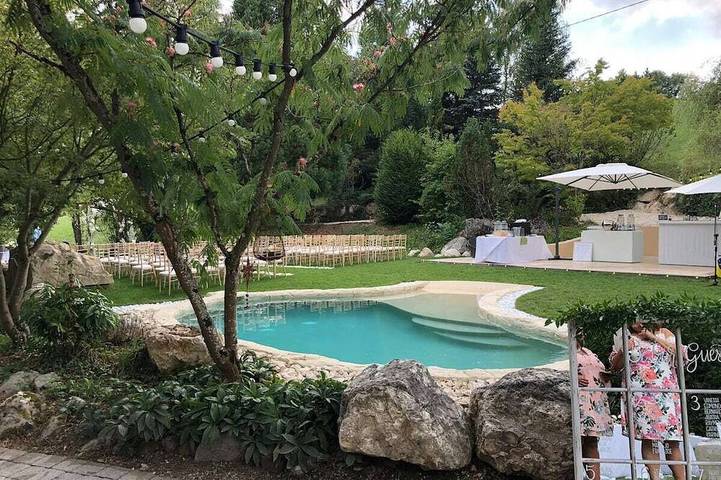 Agriturismo pour 10 personnes, avec jardin et piscine
