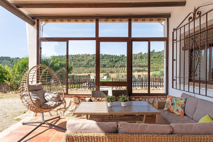 Landhaus 'La Sierrezuela – Nur für Familien' mit Bergblick, Wlan und Klimaanlage in Posadas, Córdoba Provinz
