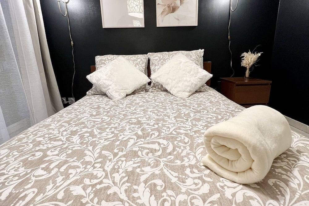 Appartement entier, Ravissant T2 avec terrasse et parking privé in Champagne-au-Mont-d'Or, Lyon et ses environs
