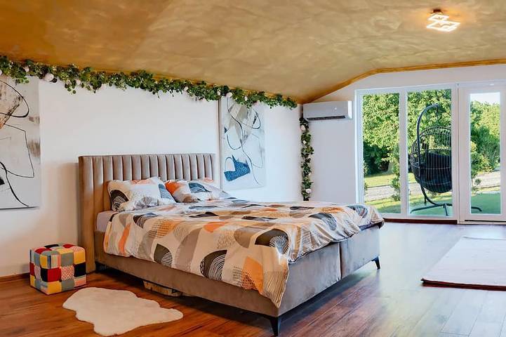 Amazing home in Koprivnica with private swimming pool, can be inside or outside in Koprivnica-Krizevci