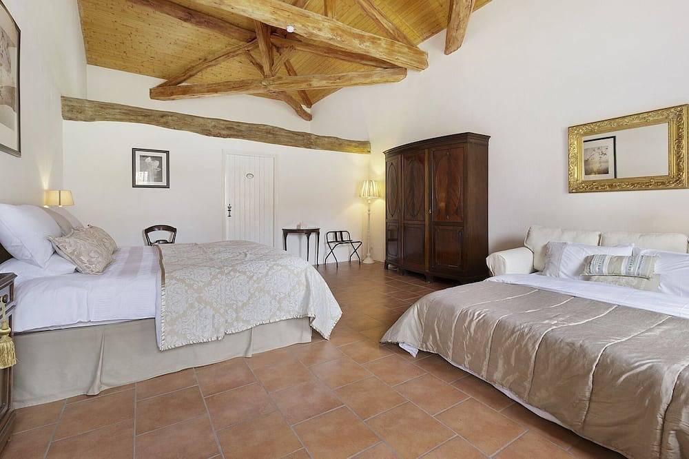 La Maison du Soleil - caractère et de charme/Auvillar Dept 82 in Auvillar, Tarn-et-Garonne