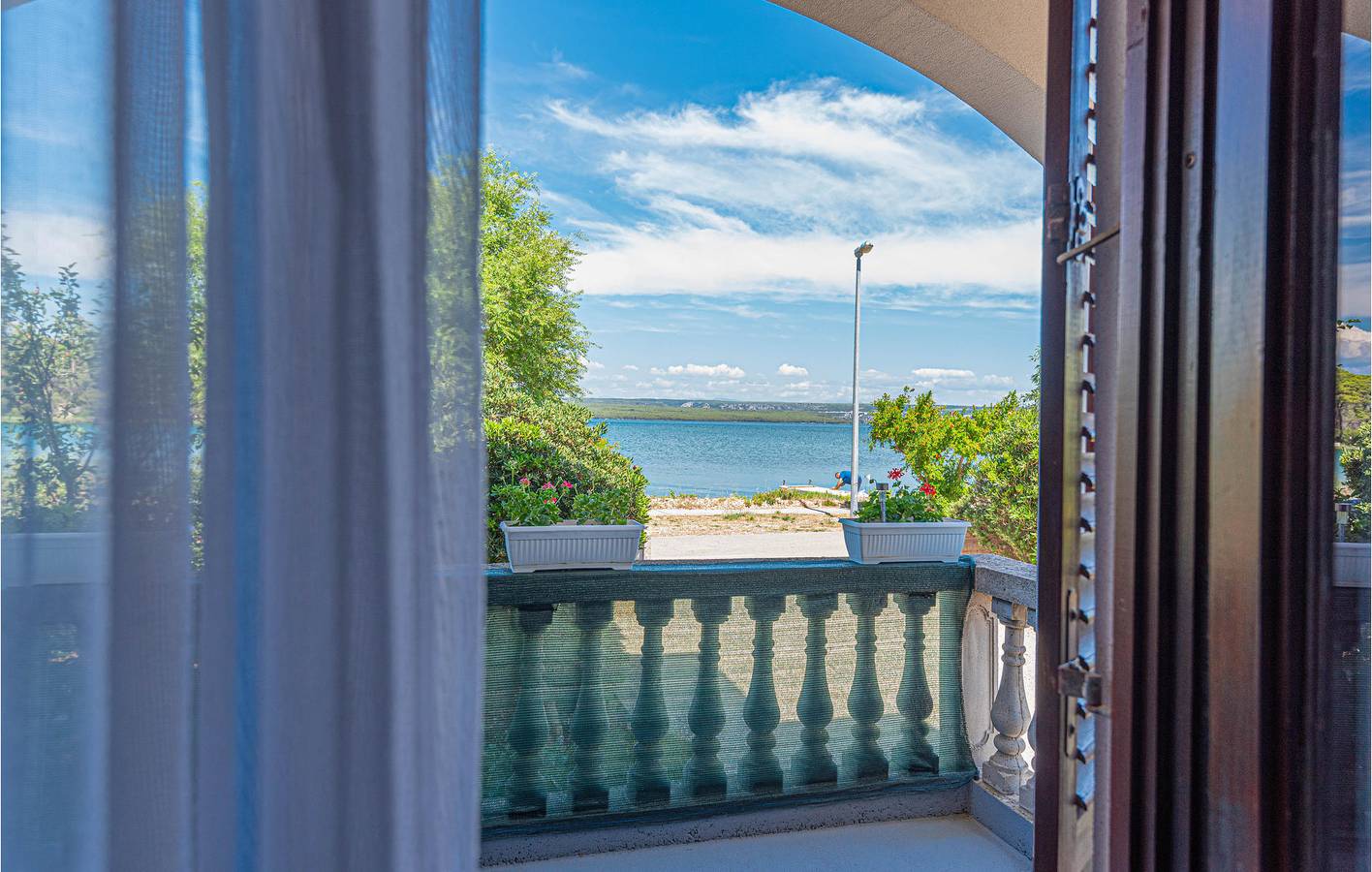 Ganze Ferienwohnung, Ferienwohnung für 6 Personen mit Terrasse in Raslina, Šibenik-Knin