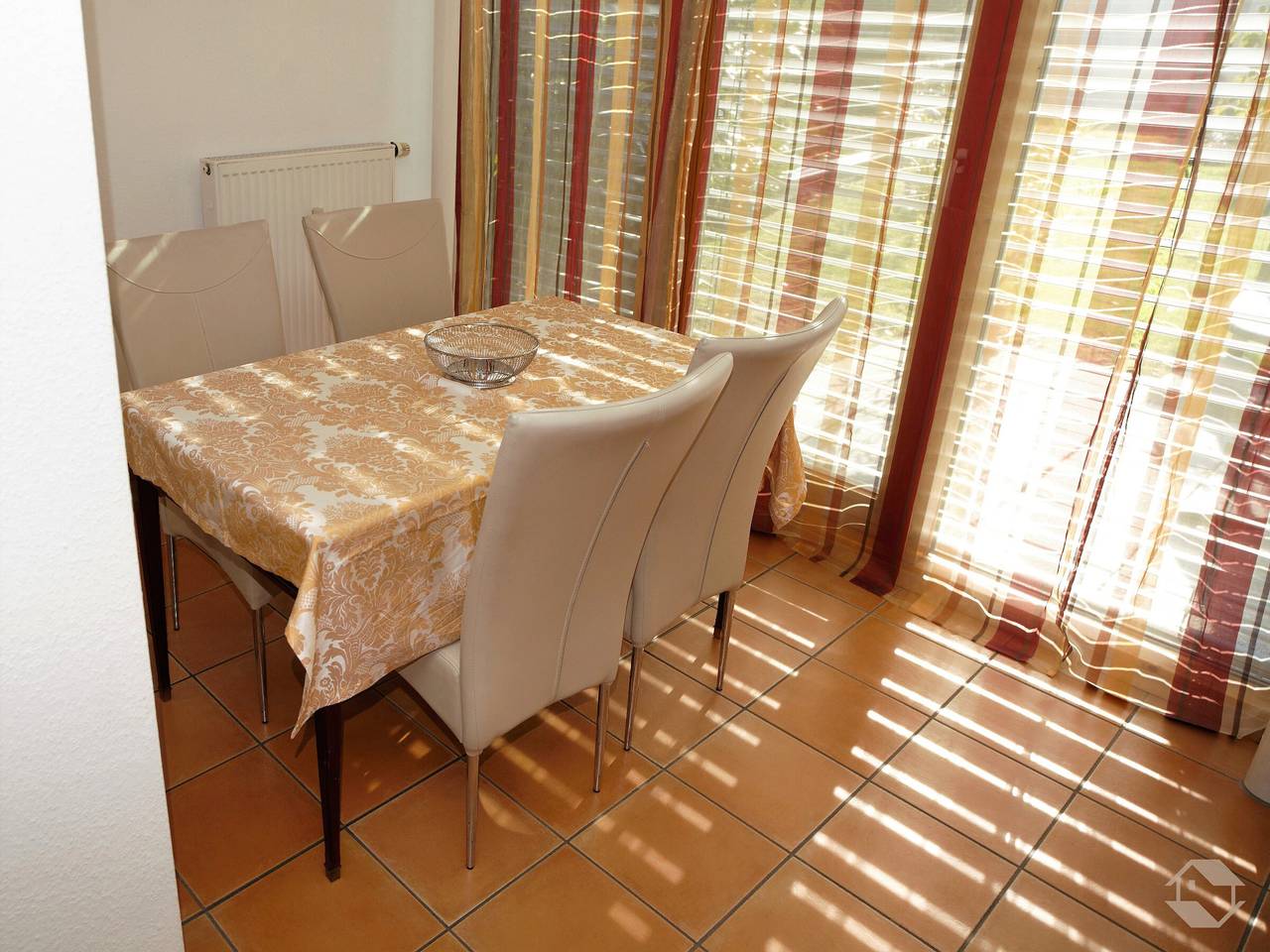 Ganze Wohnung, Apartment 'Ferienwohnung 1' mit Seeblick und Wlan in Reichenau, Untersee