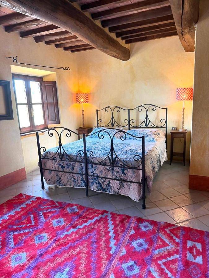 Casa di Caccia Le Foreste con tre camere, tre bagni e aria condizionata in Suvereto, Etruskische Küste
