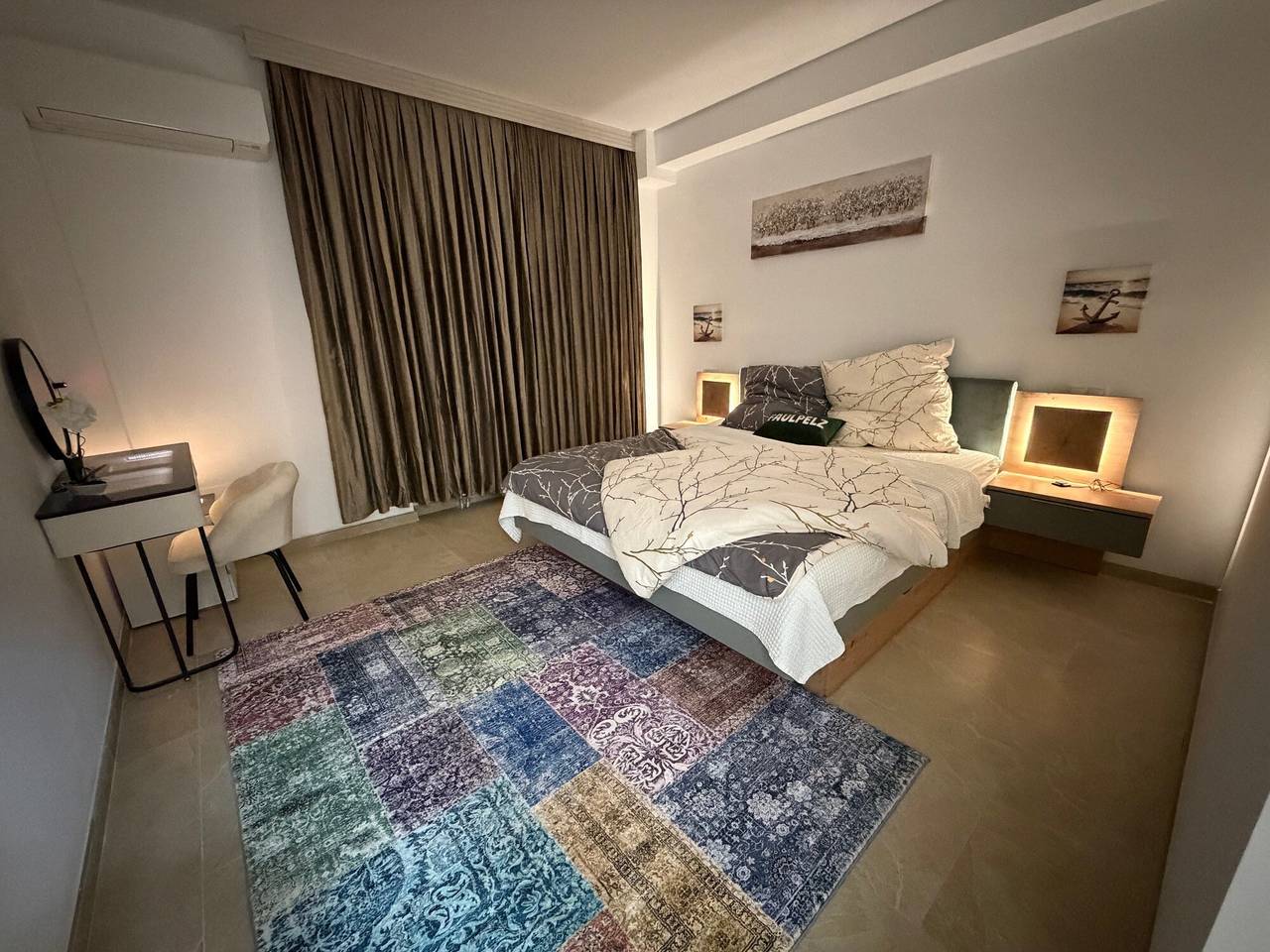 Ganze Wohnung, Apartment „Downtown“ mit Wlan und Klimaanlage in Bonn, Rheinland