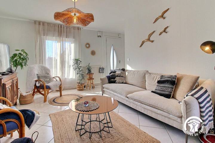 Gîte pour 6 personnes, avec jardin