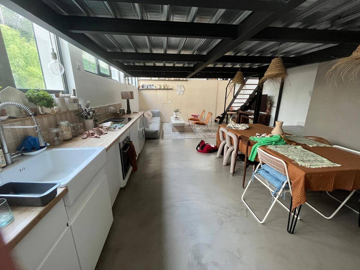 Loft familial avec grand jardin verdoyant in Paris, Ile de France
