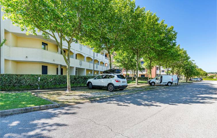 Ferienwohnung für 5 Personen, mit Terrasse und Pool, kinderfreundlich in Porto Santa Margherita
