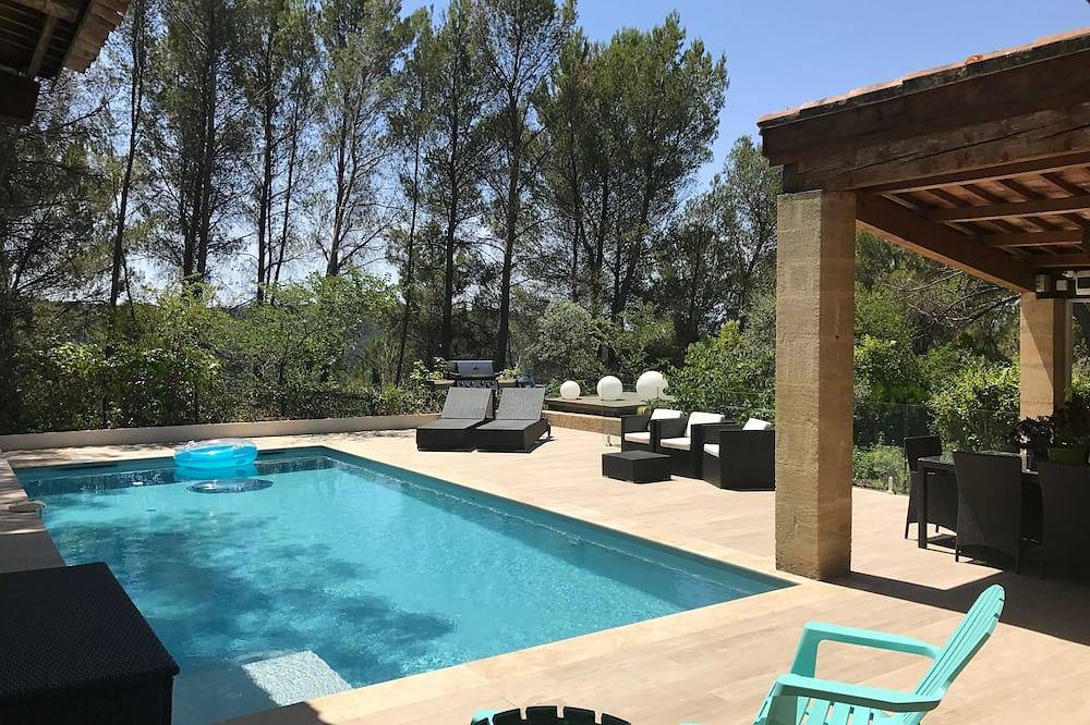 Villa climatisée - A pied du centre-ville d'Aix - 10 pers. - Piscine chauffée in Aix-en-Provence, Côte méditerranéenne (France)