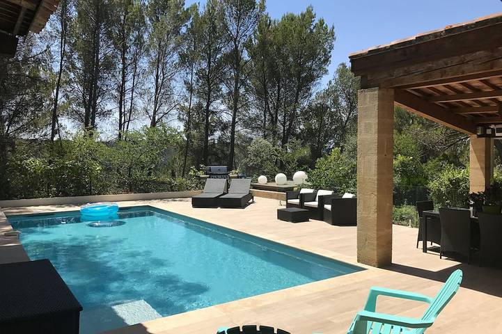 Villa pour 10 personnes, avec terrasse et jardin à Aix-en-Provence