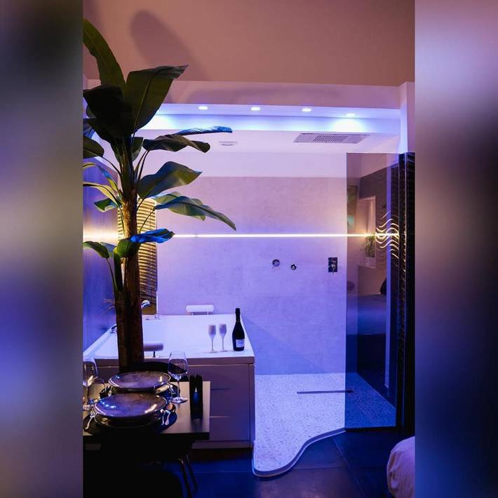 Casa vacanza per 2 persone, con Balcone e Idromassaggio nonché Terrazza e Panorama a Canosa di Puglia
