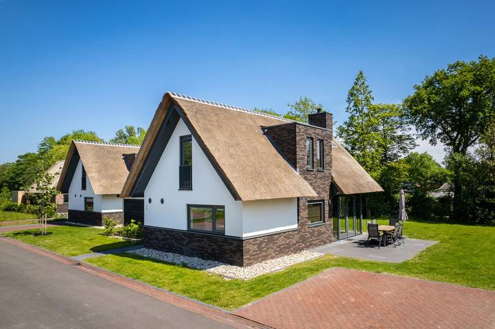Ferienhaus für 6 Personen, mit Balkon/Terrasse und Terrasse in Schoorl