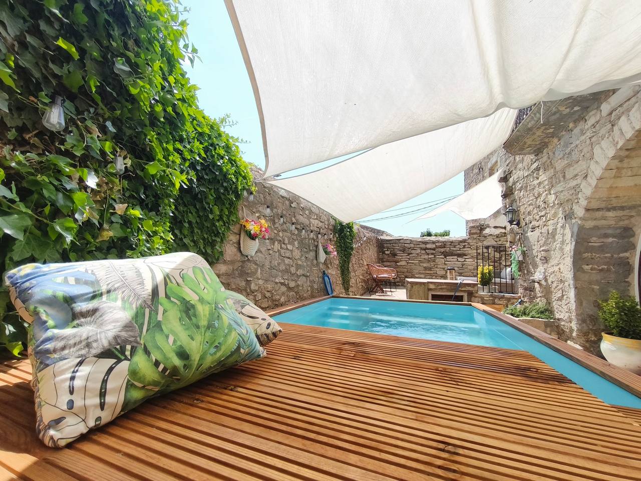 Casa rural 'La Rectoria De Vicfred' con vistas a la montaña, Wi-Fi y aire acondicionado in Sant Guim de la Plana, Provincia de Lleida
