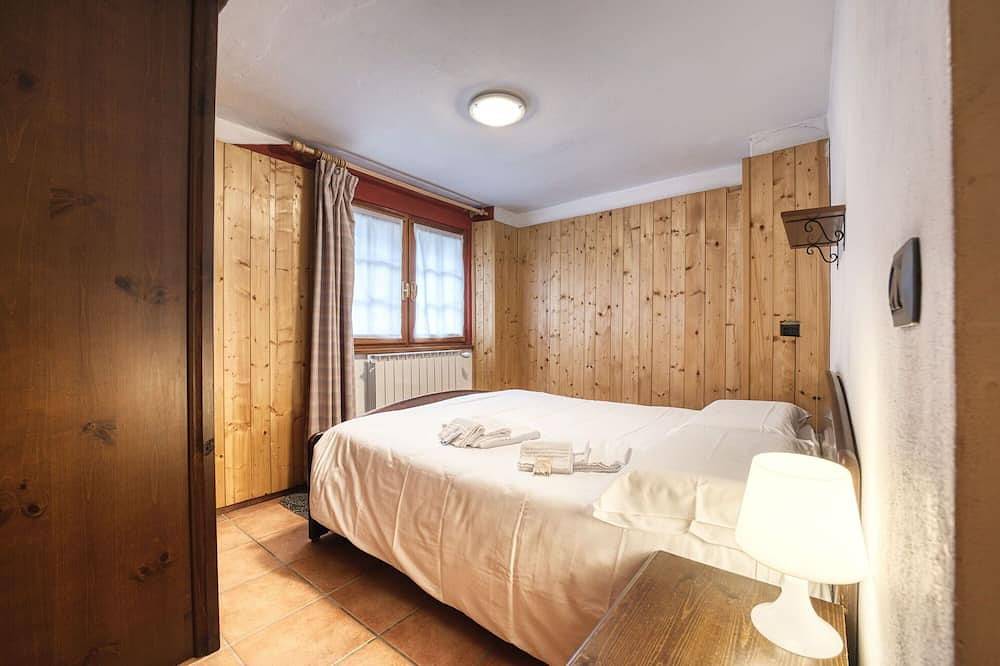 Ganze Wohnung, Herrliche Wohnung für 6 Personen mit Tv, Balkon, Haustiere erlaubt und Panoramablick in Isella (Macugnaga), Macugnaga