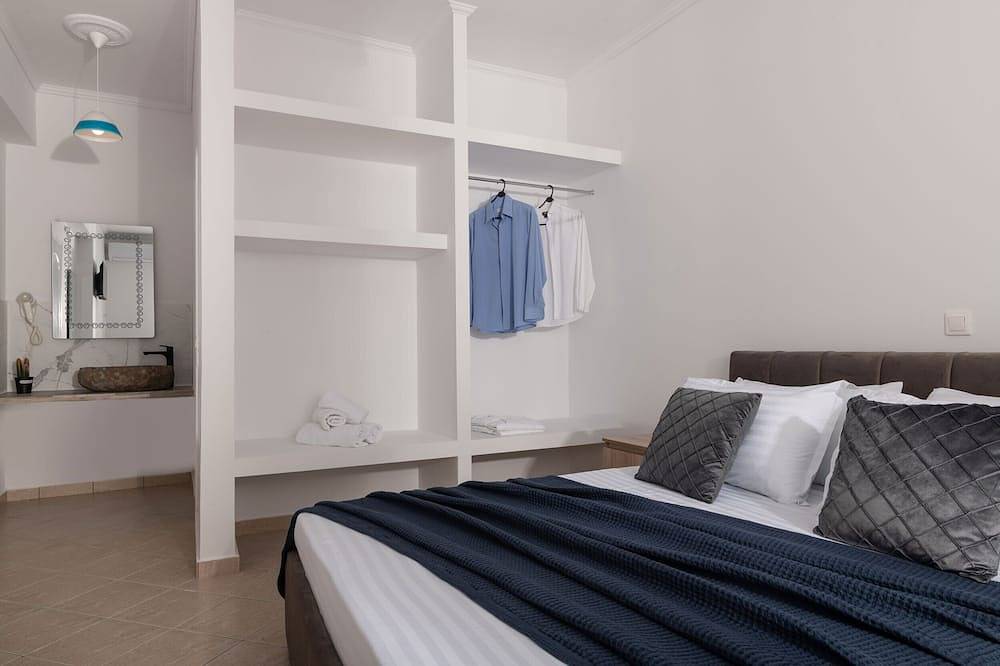 Akasha Villa, an Alluring Retreat in Kalamaki, Zakynthos