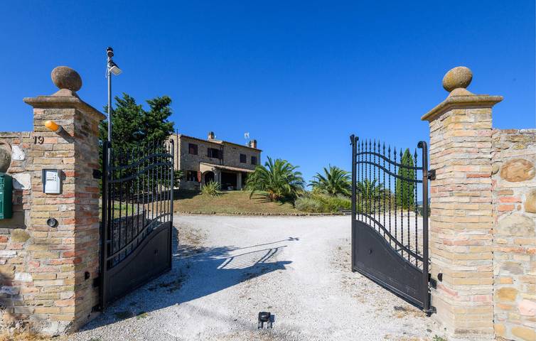 Ferienhaus für 2 Personen, mit Pool und Garten in Marche - 2