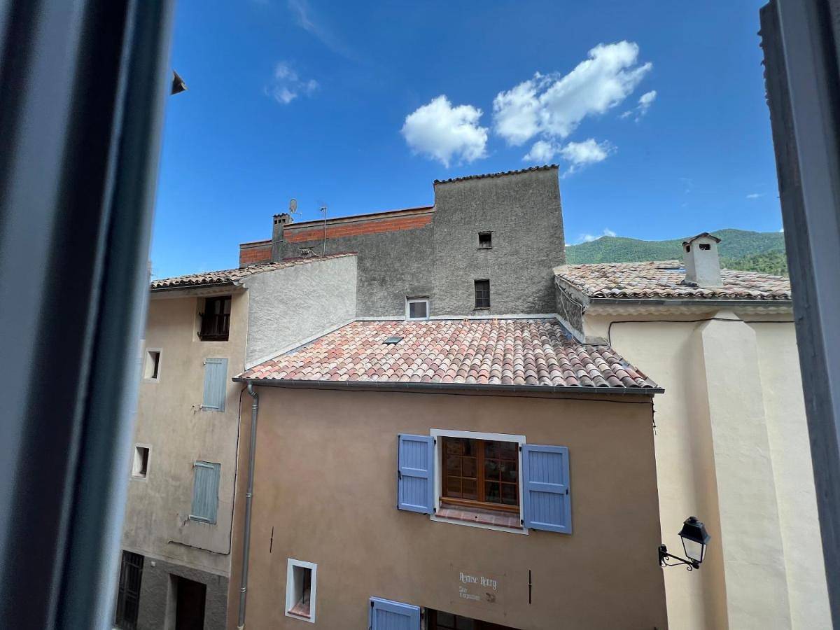 Appartement entier, L'Orbitelle in Entrevaux, Région Castellane