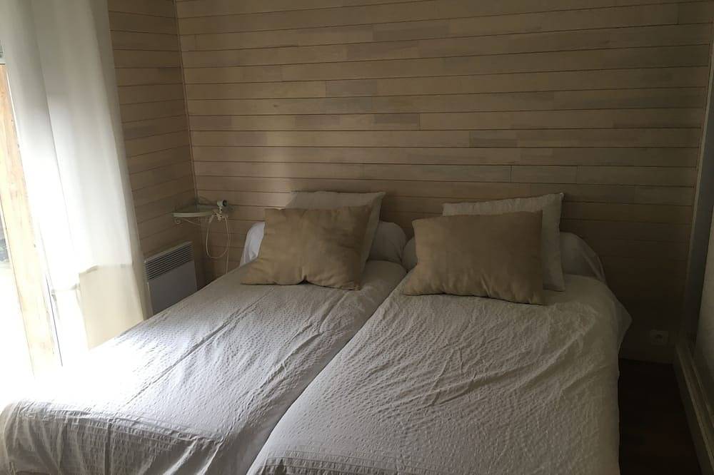 Jolie maison en bois dans le centre du Canon in Le Canon, Lège-Cap-Ferret