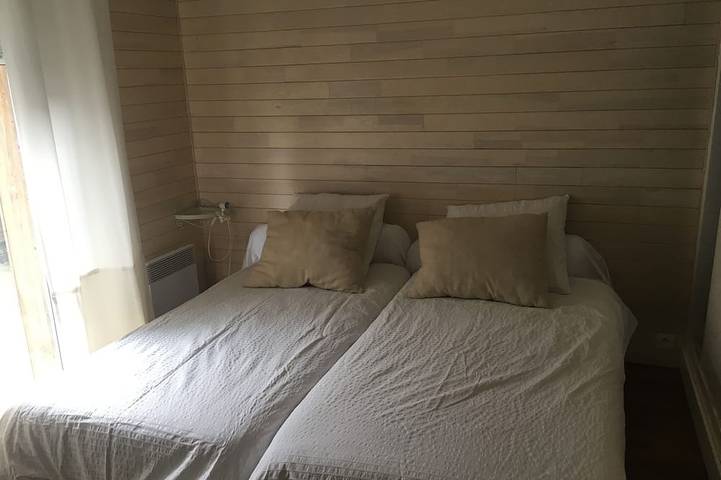 Jolie maison en bois dans le centre du Canon in Le Canon, Lège-Cap-Ferret