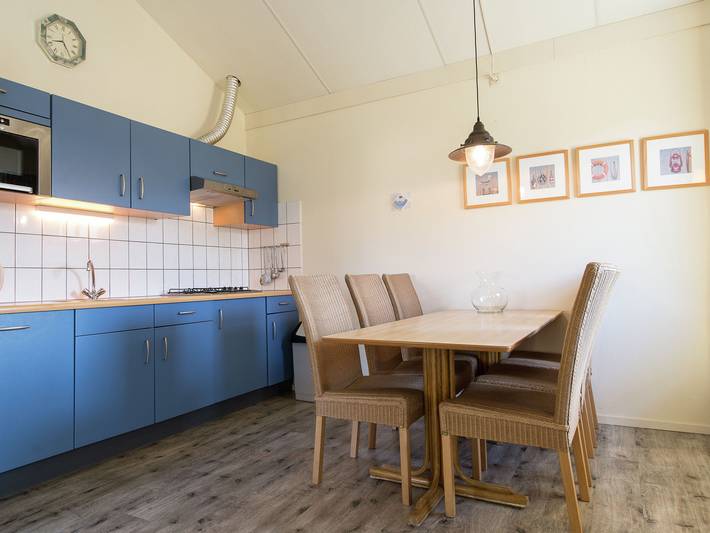 Vakantiehuis voor 6 personen, met zwembad en tuin, kindvriendelijk in Hollum