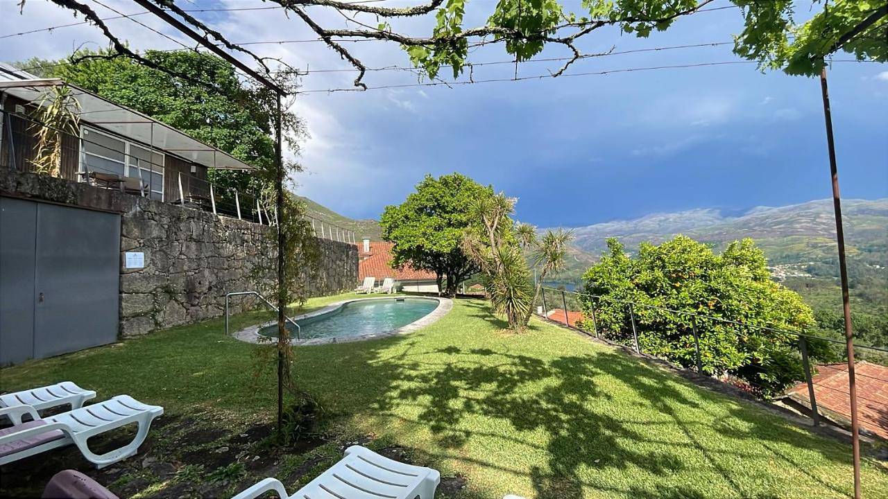 Apartamento inteiro, Gotogeres - Casa da Piscina - Casas de Alem in São Jorge e Ermelo, Distrito de Viana do Castelo