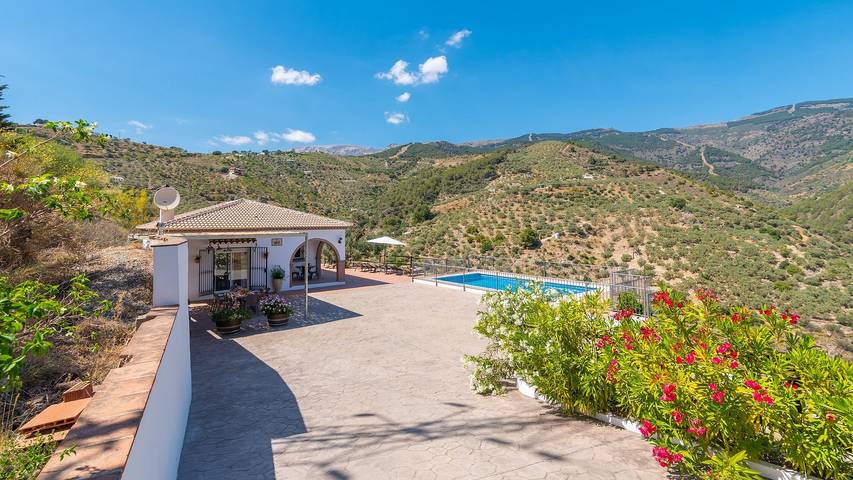 Casa rural para 6 personas, con piscina y balcón/terraza en Canillas de Albaida - 4