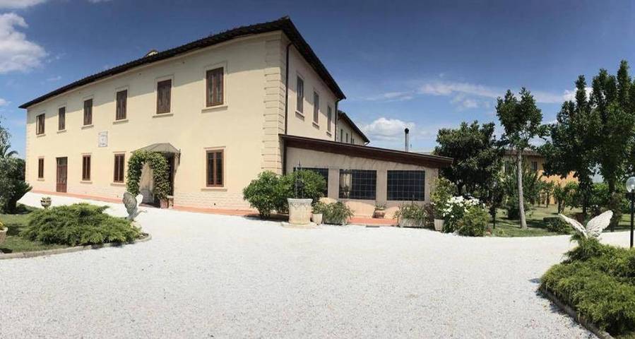 Appartamento per 2 persone, con Idromassaggio e Giardino a Campi Bisenzio