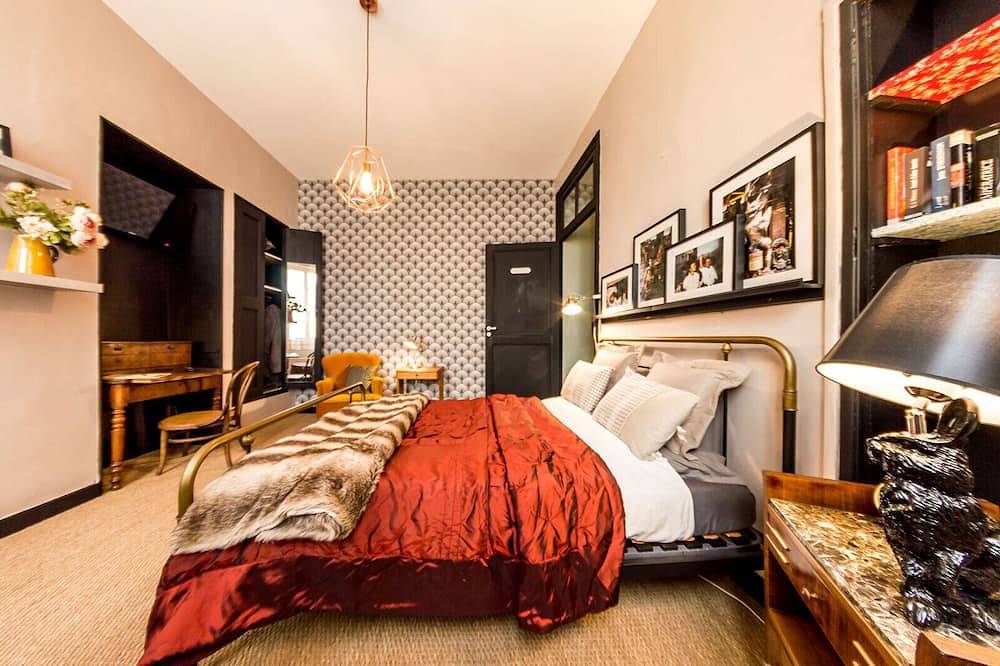 La Suite & Son Boudoir ★★★★ - Retromirabeau . Fr - Imm. 18ème in Narbonne, Côte méditerranéenne (France)
