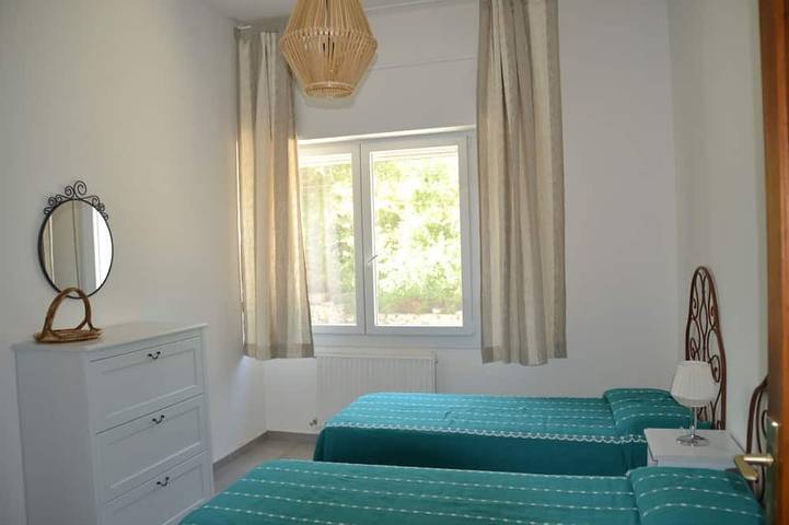 Location de vacances pour 6 personnes, avec jardin et terrasse à Santa Maria Navarrese - 3