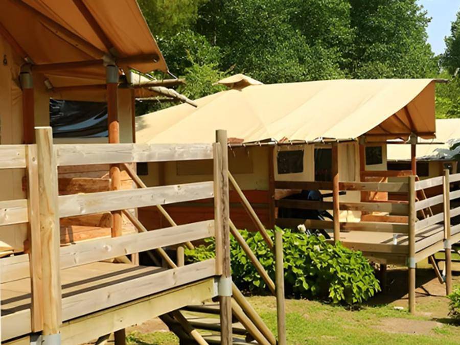 Camping Oyam - Tente en toile et en bois 4 personnes - Lodge Igueldo 4 personnes in Bidart, Région de Bayonne