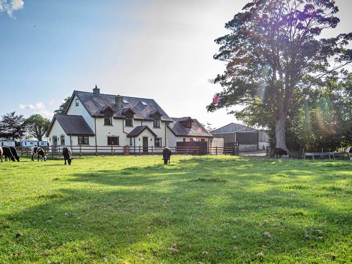 Holiday rental for 14 people in Flintshire