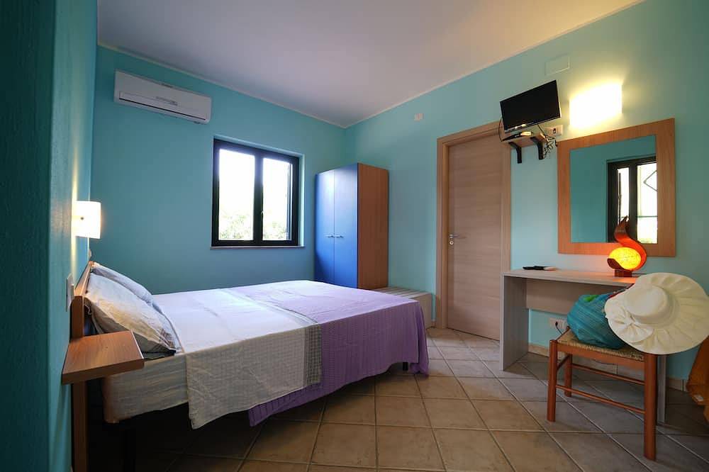 Capo Vaticano on the sea 30 meters from the beach in Tyrrhenian Coast Kalabria