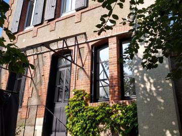 Gîte pour 8 personnes, avec jardin à Bonny-sur-Loire