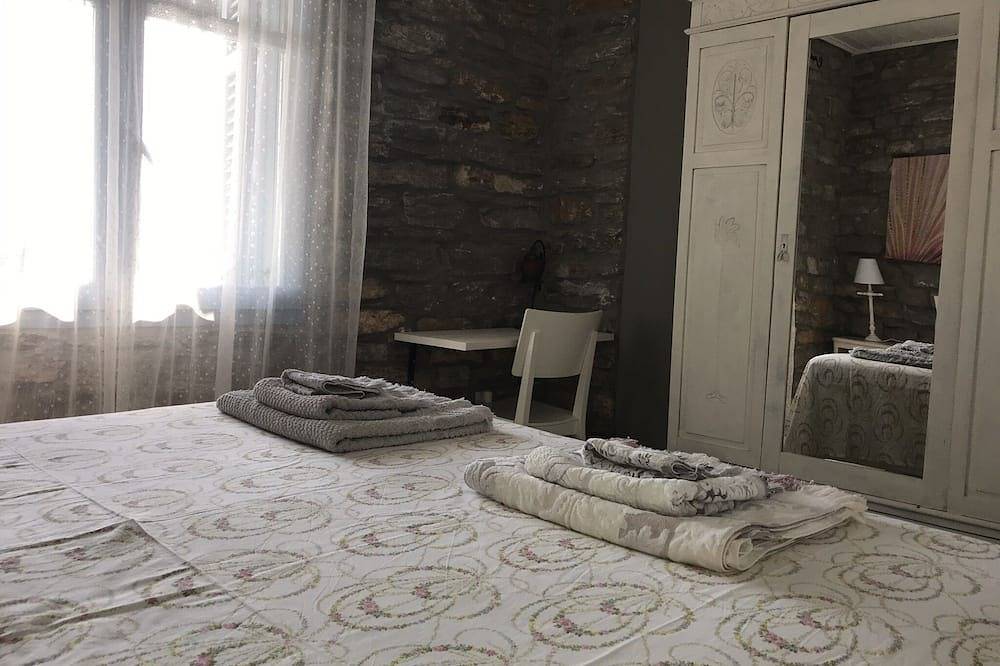 Sunset Villa mit Pool in Kea