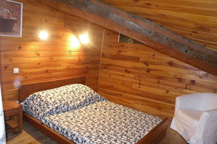 Location de vacances pour 13 personnes, avec jardin et terrasse à Escouloubre - 3