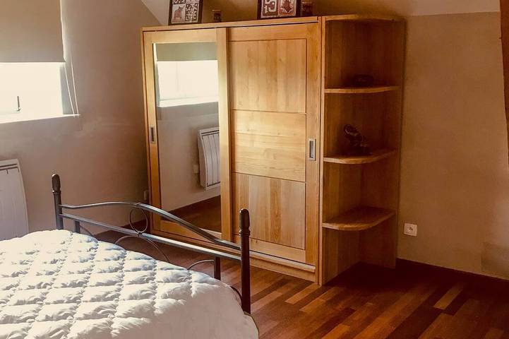 Location de vacances pour 8 personnes, avec terrasse et jardin à La Tour-Saint-Gelin - 2