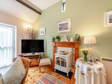 Cottage for 2 People in Swansea region, Photo 2