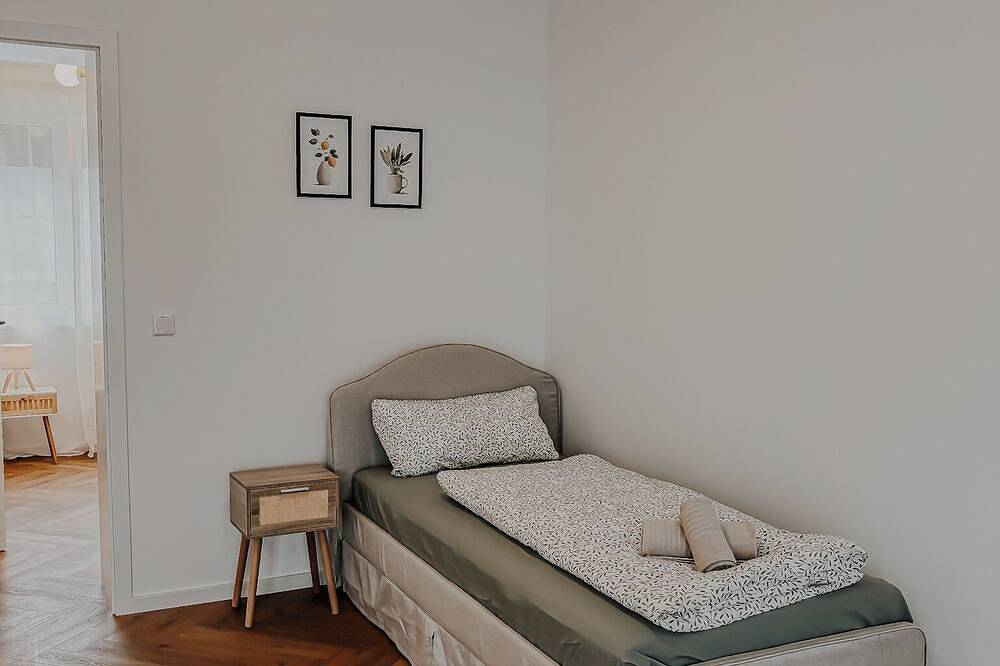 Ganze Wohnung, Modernes Apartment in Viernheim in Viernheim, Bergstraße