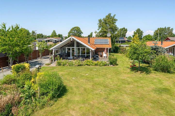 Ferienhaus für 6 Personen, mit Whirlpool und Terrasse sowie Sauna in Hejsager Strand
