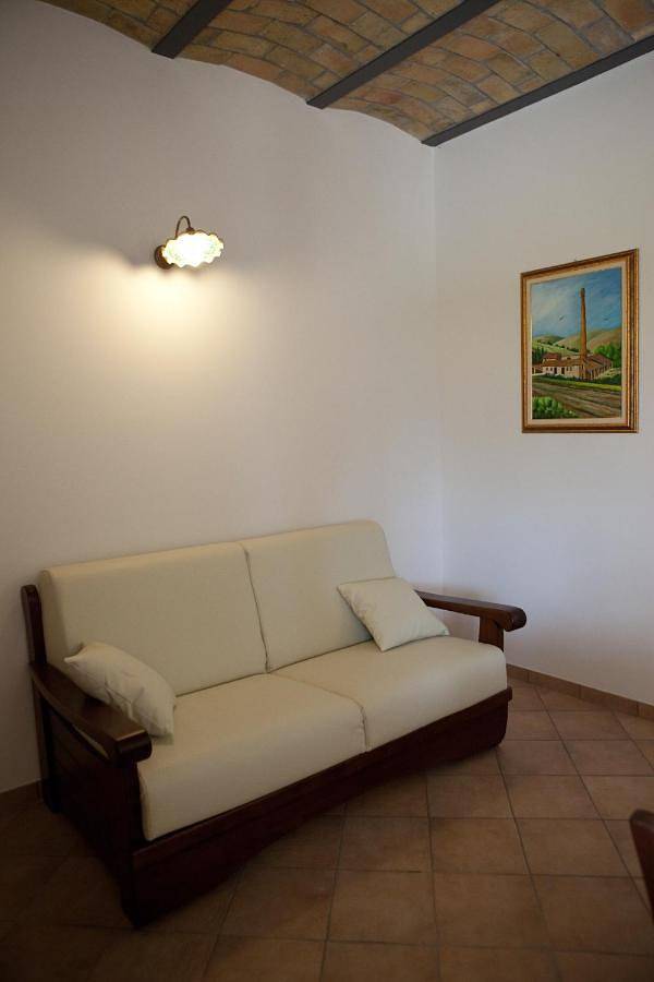 Location de vacances pour 4 personnes, avec piscine ainsi que vue et jardin à Mosciano Sant'Angelo - 2