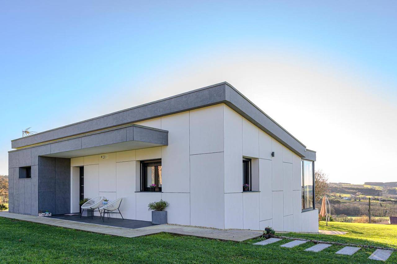 Two-Bedroom House in Boimorto, Provincia de La Coruña