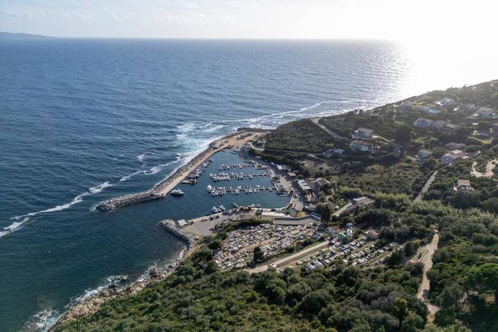 Hôtel pour 2 personnes, avec vue et terrasse dans Office de Tourisme de Cargese - 3