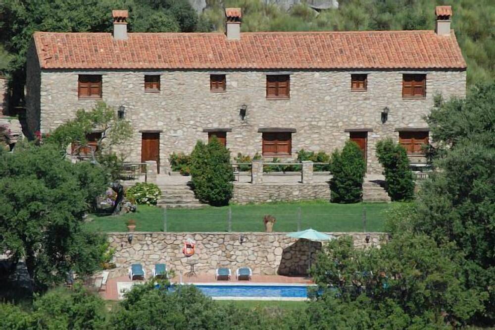 Finca für 18 Personen in Valencia de Alcántara, Cáceres und Umgebung