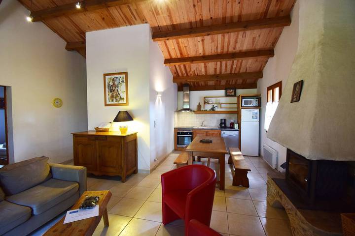 Location de vacances pour 4 personnes, avec piscine à Blanquefort-sur-Briolance - 4