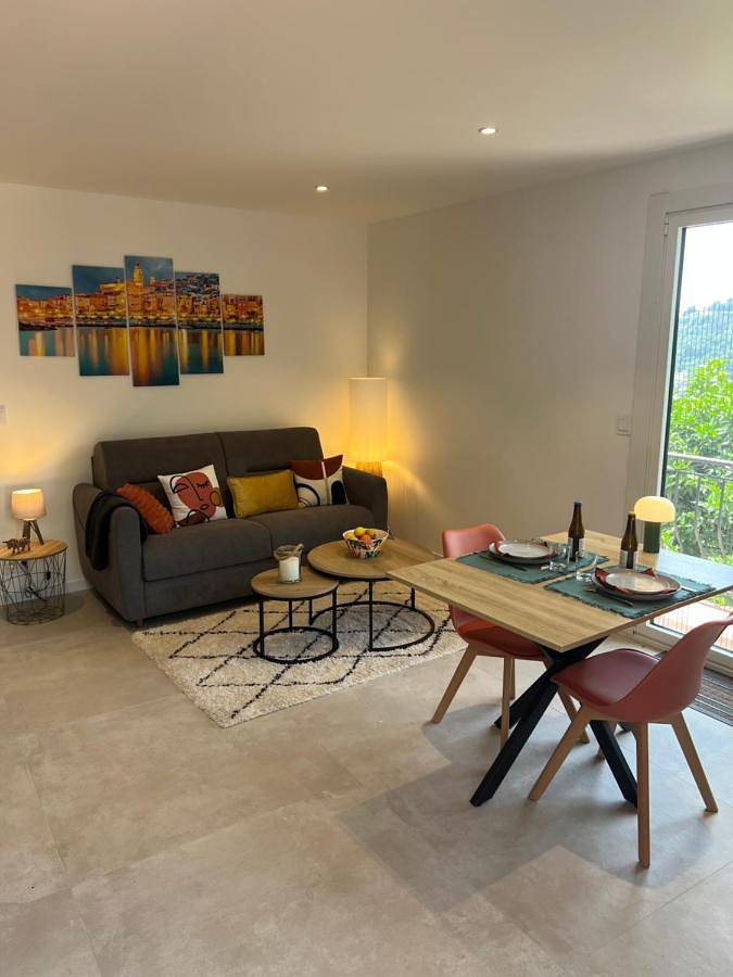 Maison d’hôte pour 2 personnes, avec Balcon et Terrasse ainsi que Jardin et Vue à Menton