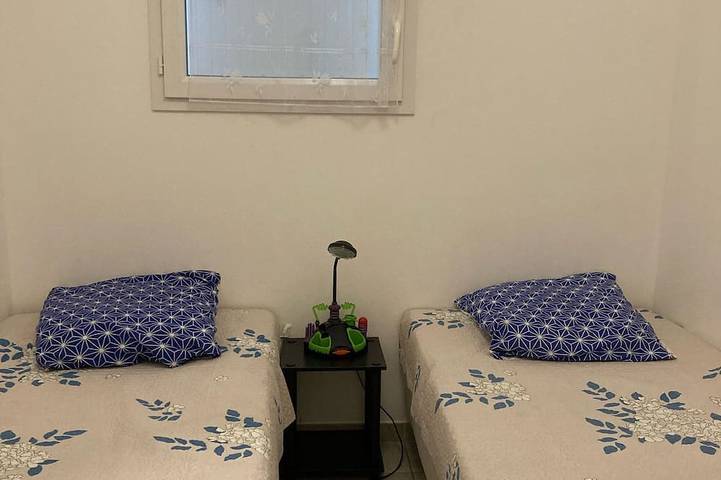 Gîte pour 6 personnes, avec jardin ainsi que terrasse et piscine à Saint-Jean-Lasseille - 2