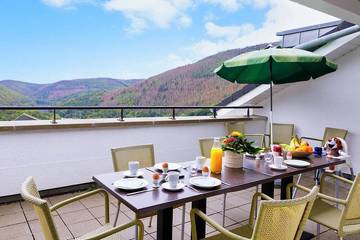 Ferienhaus für 10 Personen, mit Balkon und Sauna, mit Haustier in Heimbach