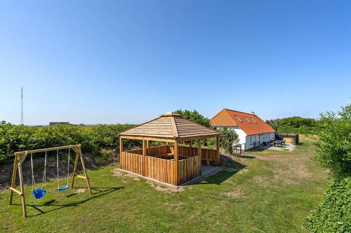 Ferienhaus für 12 Personen, mit Whirlpool und Terrasse, mit Haustier - 1