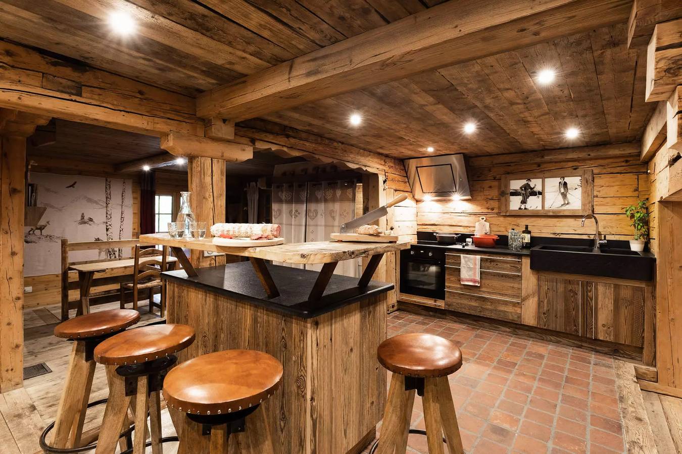3*, 10 pers, 4 chambres, chalet, pistes 400 m, au calme in La Clusaz, Région d'Annecy